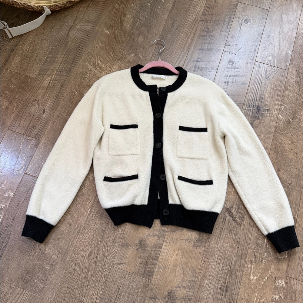OAK + FORT Black and Cream Cardigan